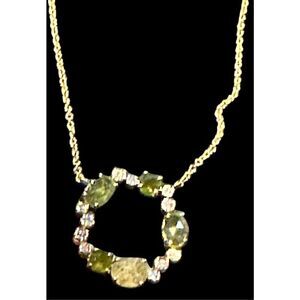 TAI Birthstone Necklace in August NWT in Green & Gold